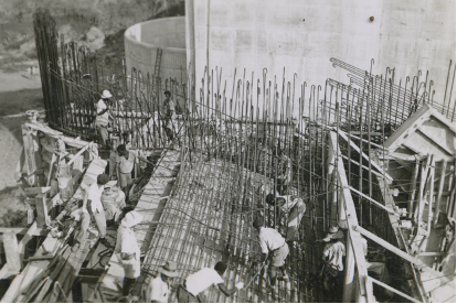 Building from non-simultaneities: Mabubas Dam, Angola