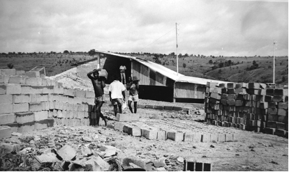 Mining Labor, Housing and Building Sites in Late Colonialism across Central Africa