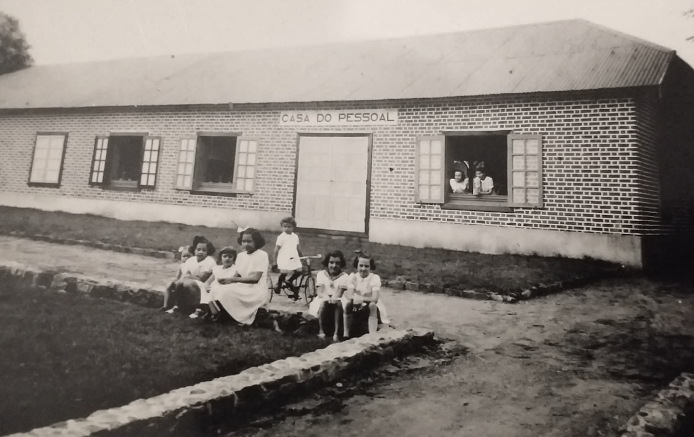 Impérios corporativos: As genealogias transnacionais da arquitectura sócio-recreativa no colonialismo português (1930–1970)